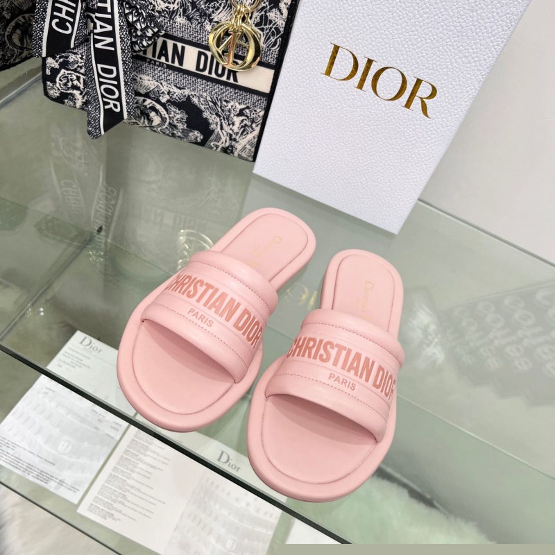 ch**an D*or slippers